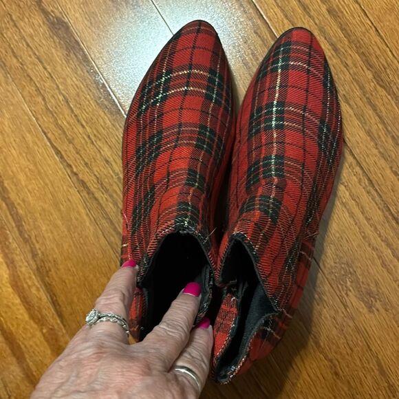 Red & Black Ankle Booties with Classic Checkered Design - Picture 2 of 8